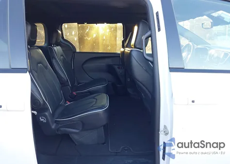 2025 Chrysler Pacifica Limited from USA, damaged, VIN 2C4RC1GG4SR515132